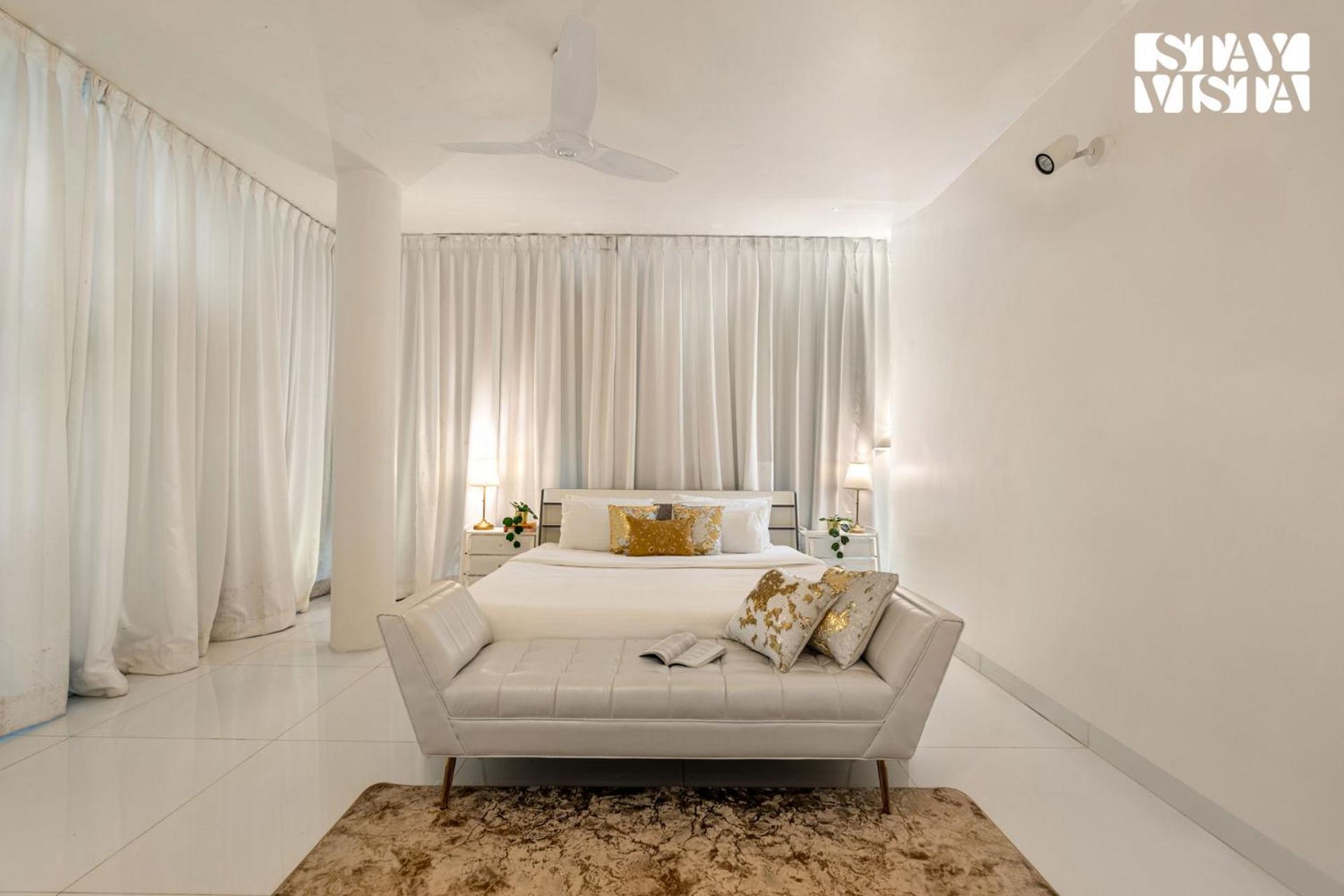 The Crystal Hall India'S Only All Glass Villa Bangalore Exterior photo